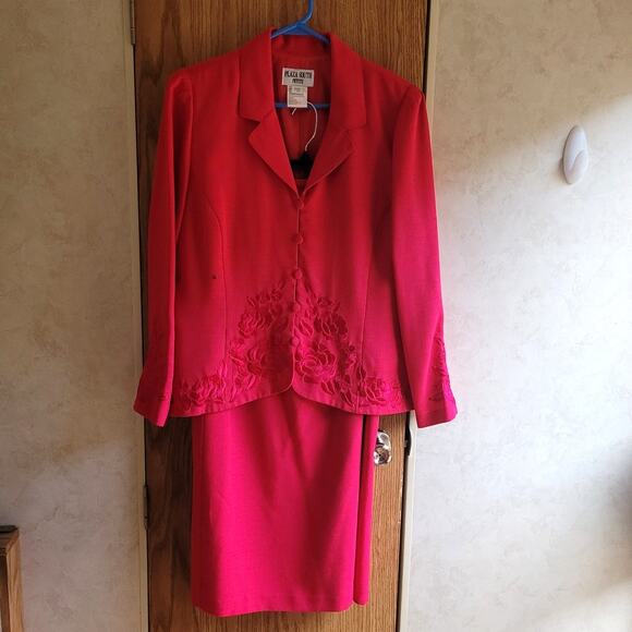 Vntg Plaza South Petite 2004 Red Soutache Skirt Suit Set 16P Quietlux Occasion - Picture 1 of 9